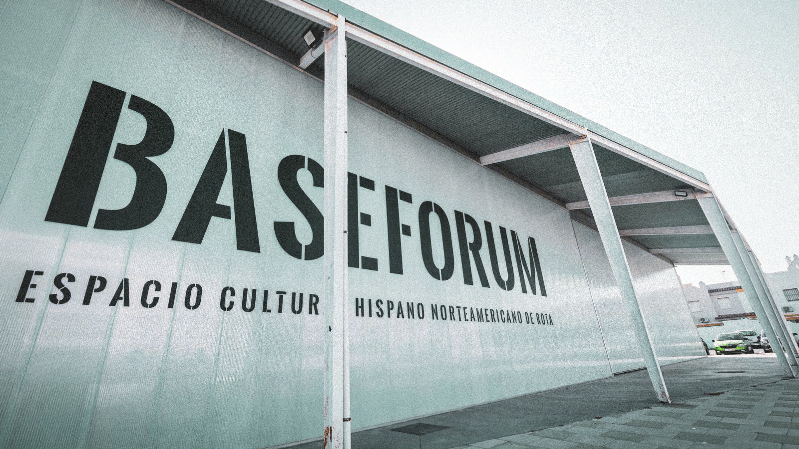 Fachada BaseForum · Rota